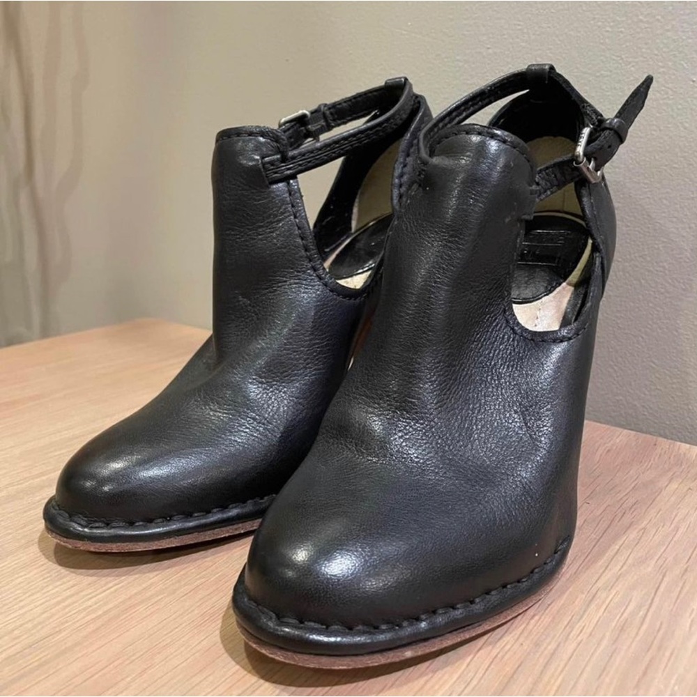 FRYE Women's Margaret Shootie / Bootie Black Leather Boot Size 5.5